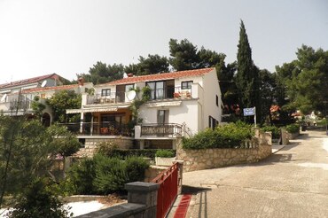 Bol promenade accommodation Bol promenade accommodation