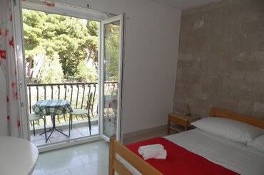 1 Holiday Bol studio Angelo 2 1 Holiday Bol studio Angelo 2