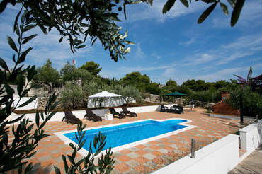 Brac ISland Milna Pool Holiday house Domina (1) Brac ISland Milna Pool Holiday house Domina (1)