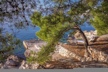 Private beach Villa rent Croatia (1) Private beach Villa rent Croatia (1)