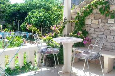 Cottage Ivana in Bol Brac island Croatia (8) Cottage Ivana in Bol Brac island Croatia (8)