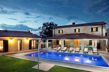 Istria Holiday pool Villa (1) Istria Holiday pool Villa (1)