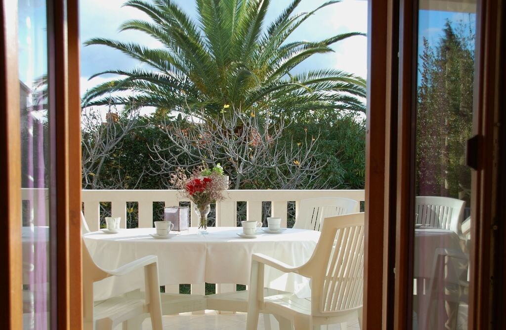 Bol Island Brac holiday apartment Oleander