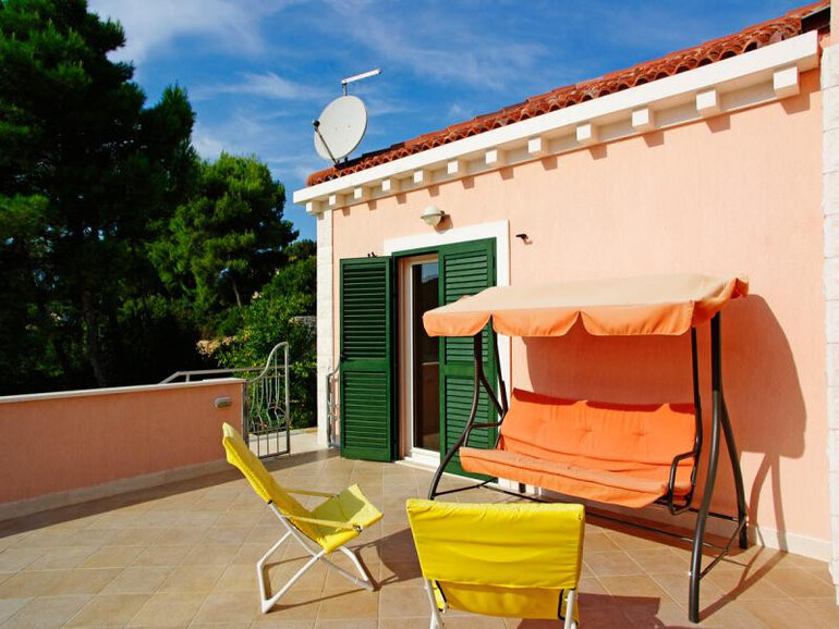 Croatia Rental pool Villa Rose of Island Korcula near beach